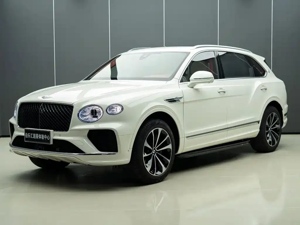 Bentley Bentayga — фото 1