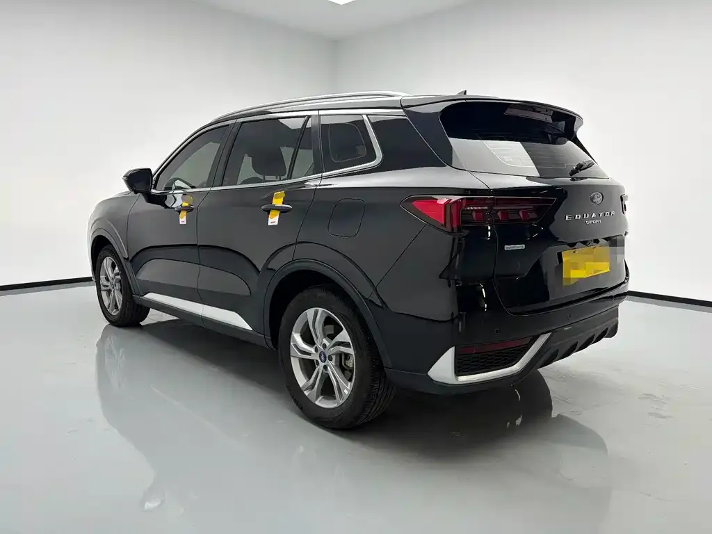 Ford Equator Sport — фото 10