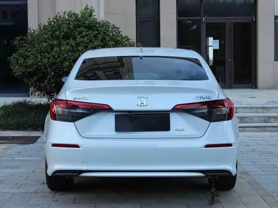 Honda Civic — фото 5