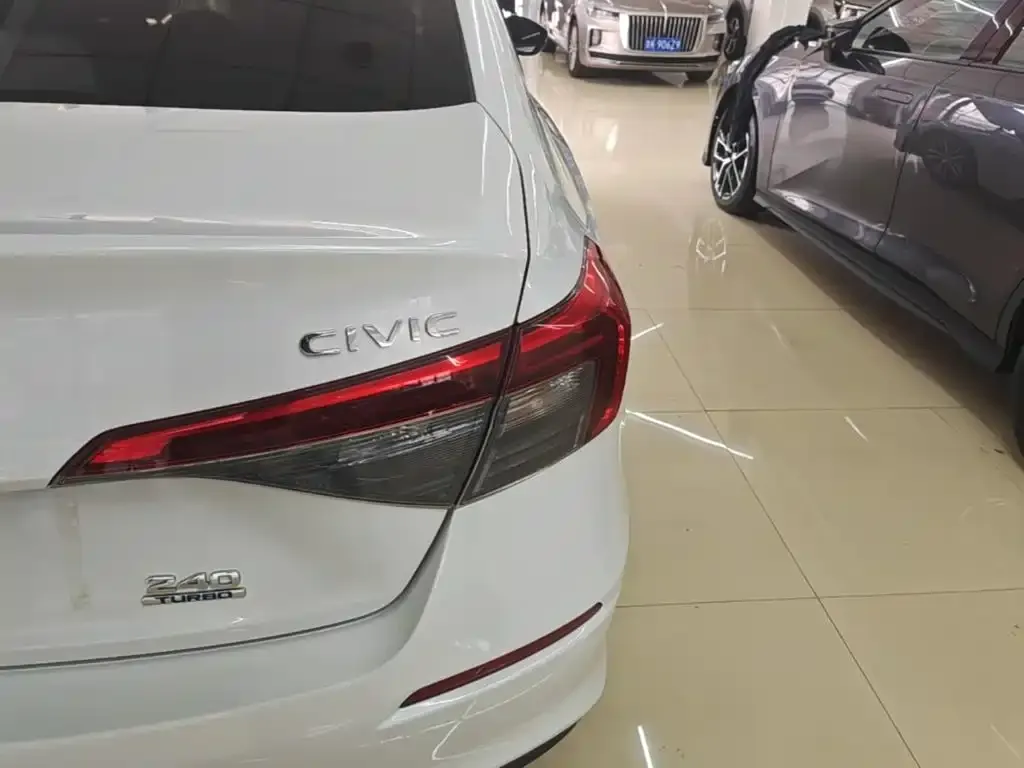 Honda Civic — фото 2
