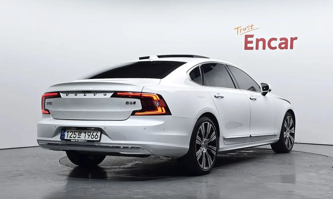 Volvo S90 — фото 10