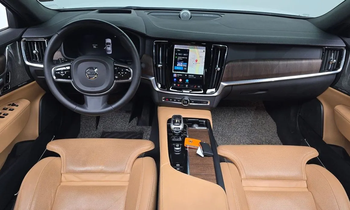 Volvo S90 — фото 3