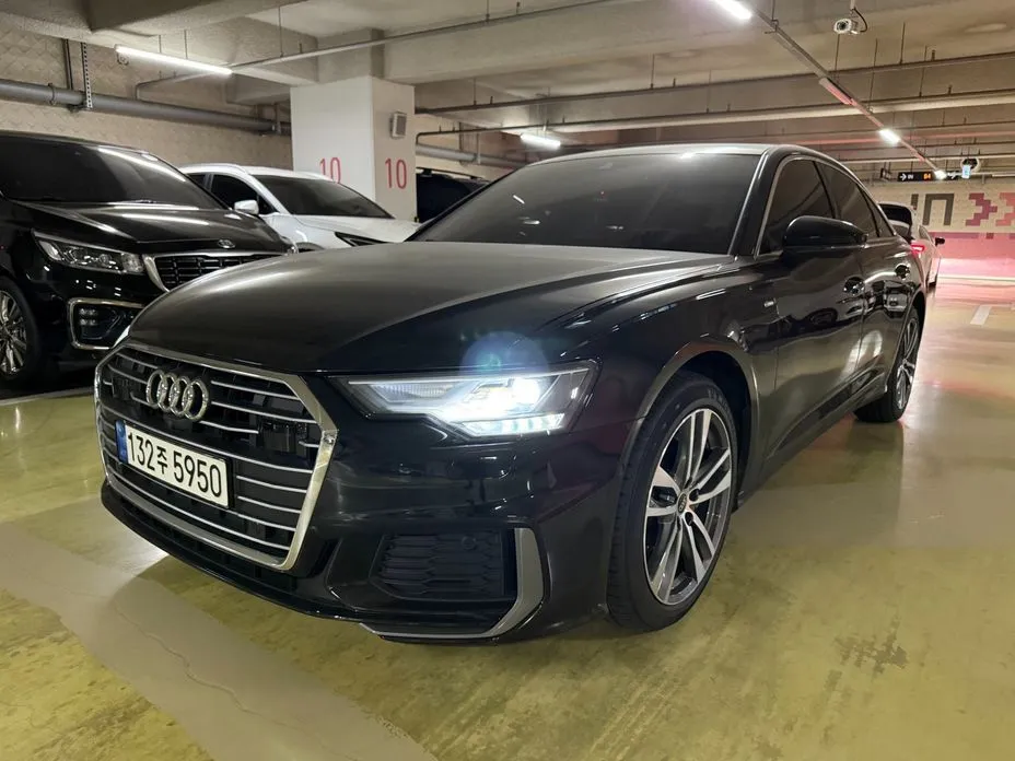 Audi A6 — фото 1
