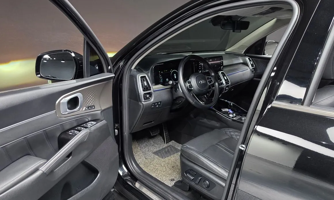 Kia Sorento — фото 5