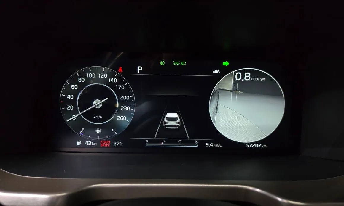 Kia Sorento — фото 7