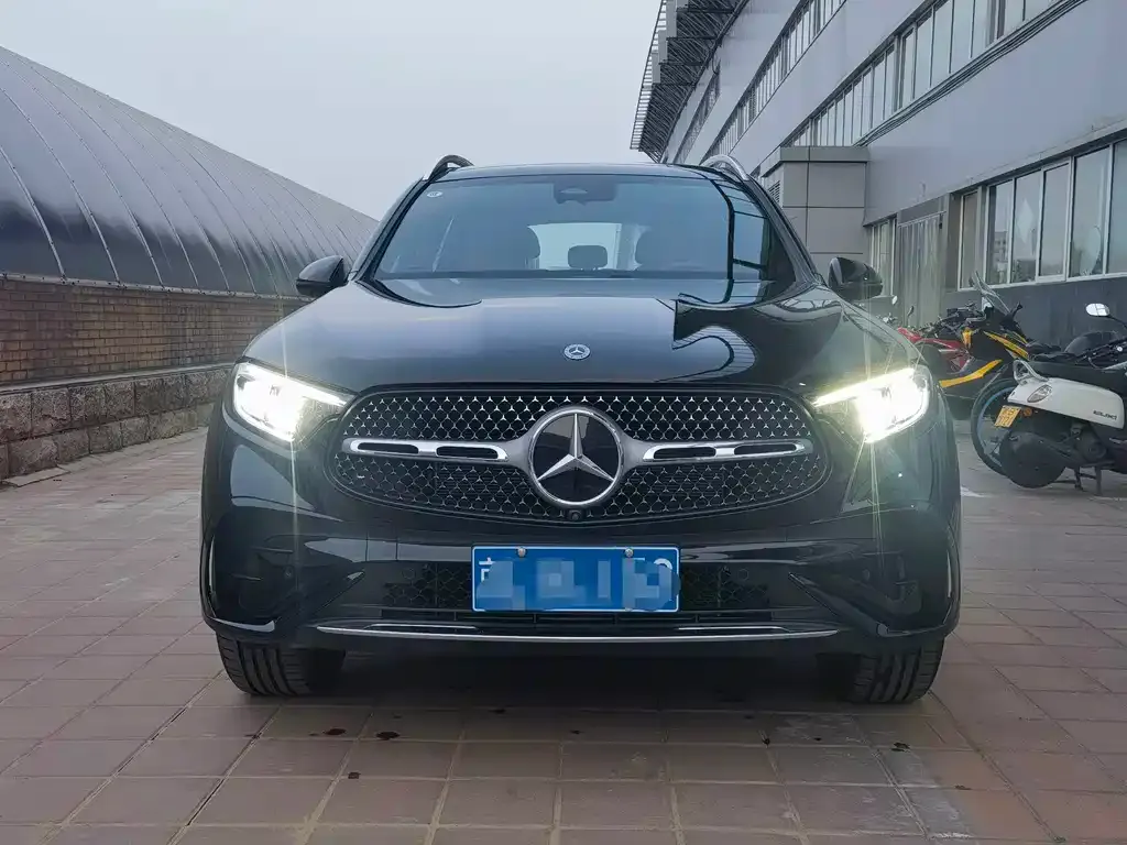 Mercedes-Benz GLC — фото 10