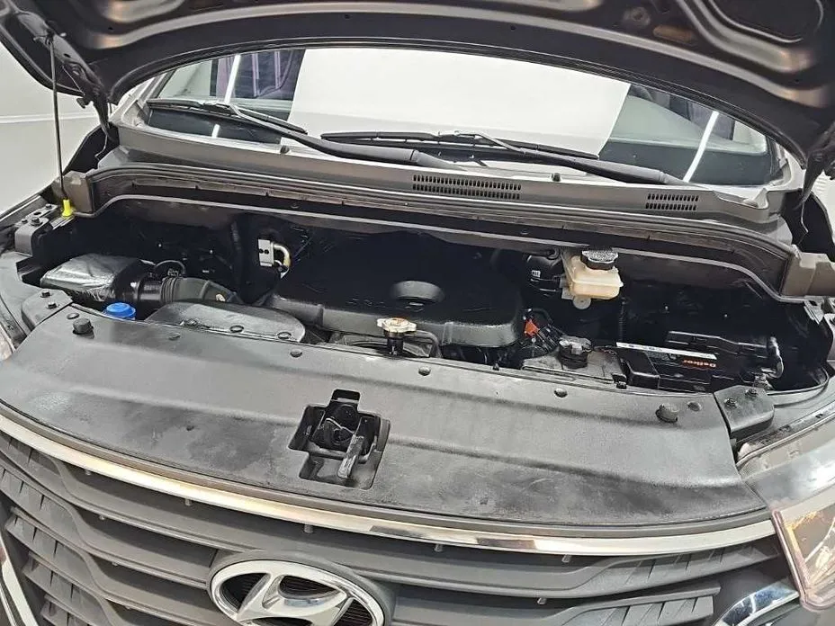 Hyundai Starex — фото 10