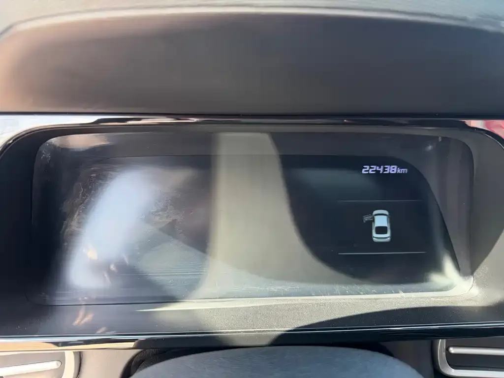 Hyundai Elantra — фото 3