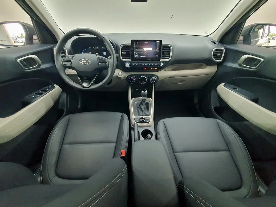 Hyundai Venue — фото 2