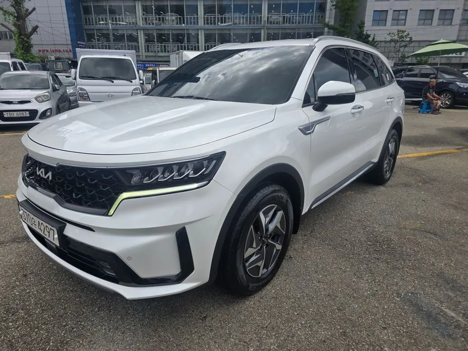 Kia Sorento — фото 1