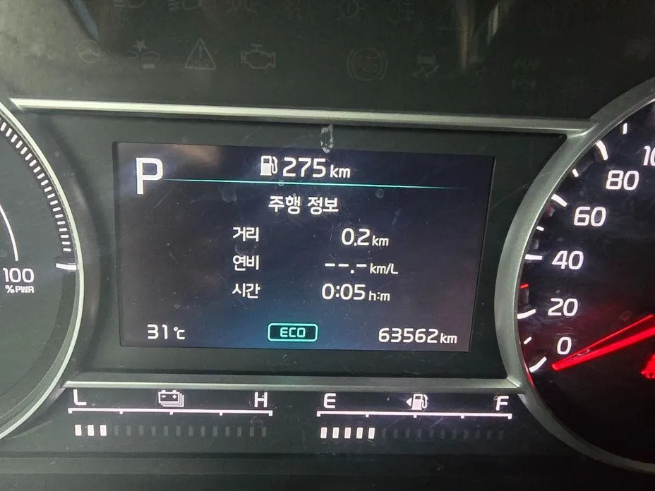 Kia Sorento — фото 4