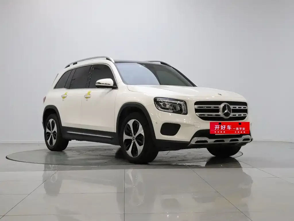 Mercedes-Benz GLB — фото 2
