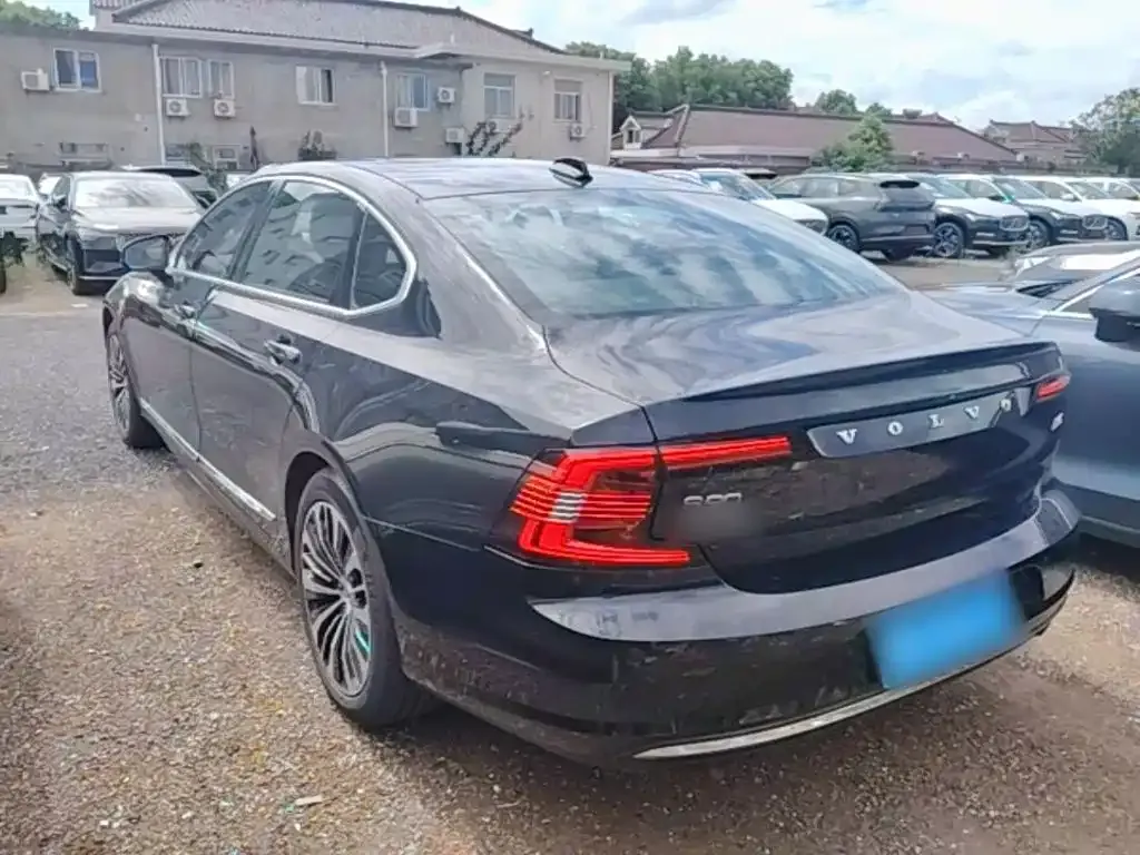 Volvo S90 — фото 8