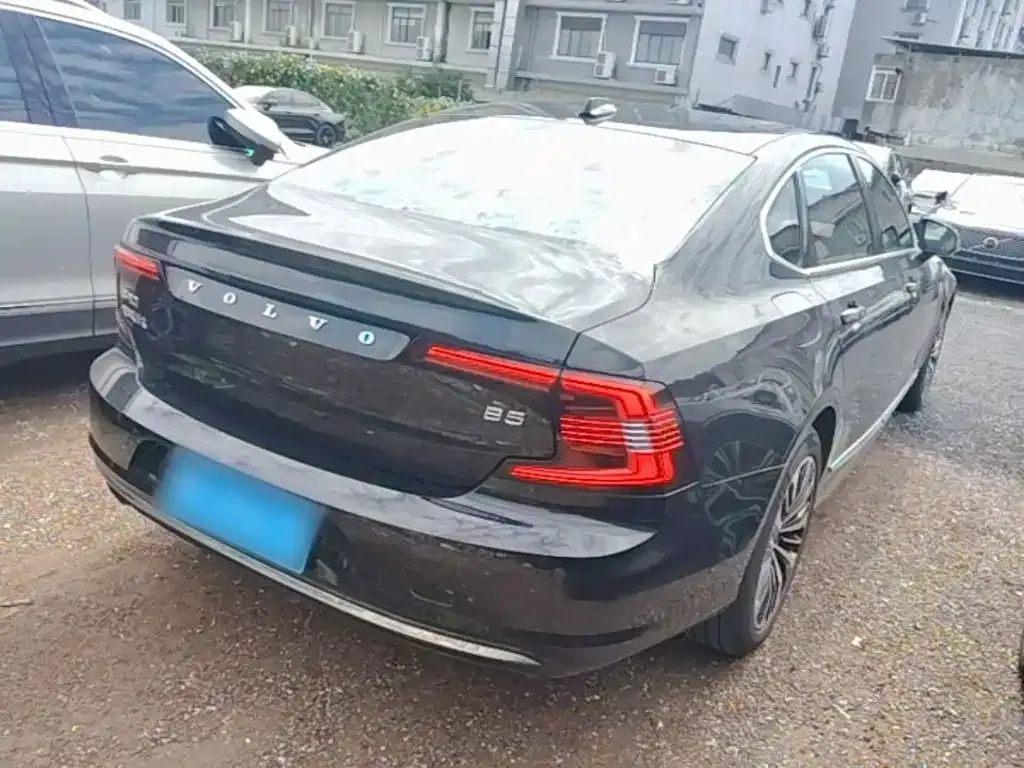 Volvo S90 — фото 3