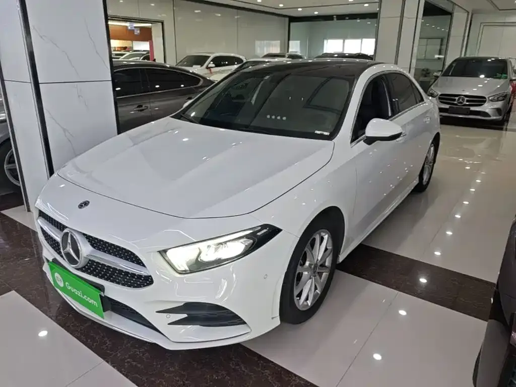Mercedes-Benz A-Class — фото 1