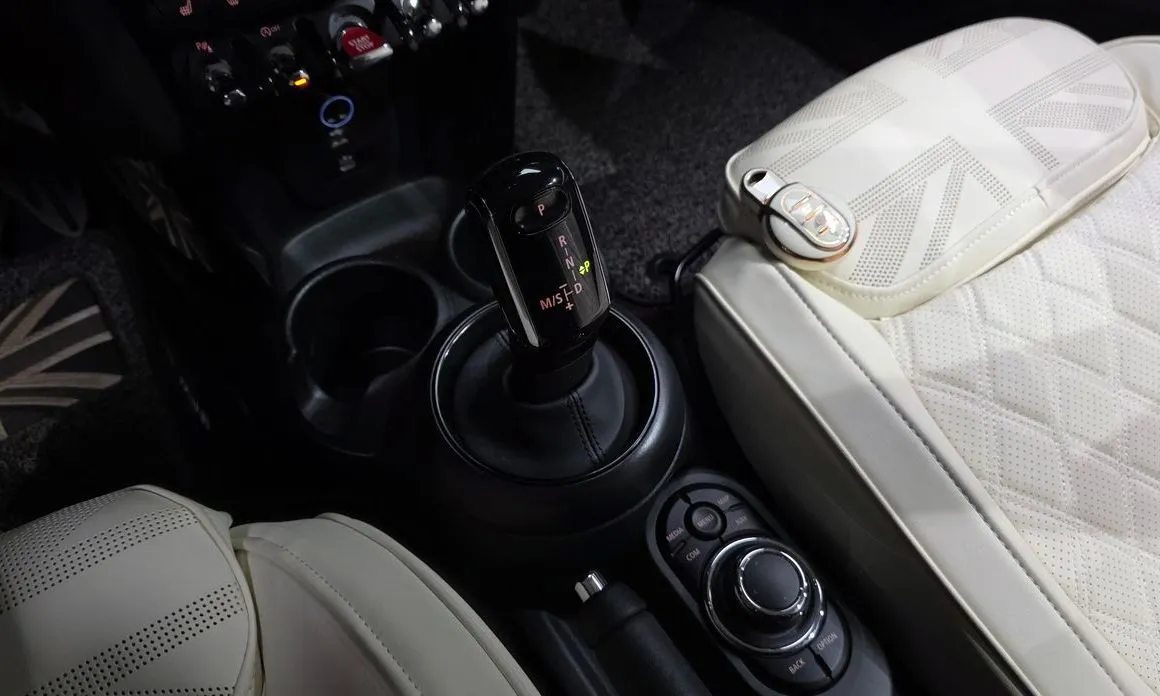 Mini Cooper — фото 9