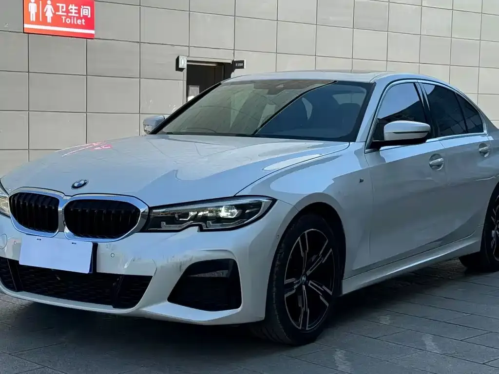 BMW 3 Series — фото 1