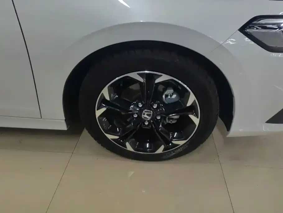 Honda Civic — фото 5