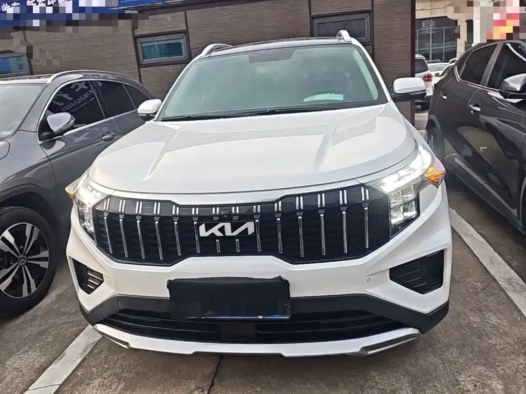 Kia Sportage — фото 5