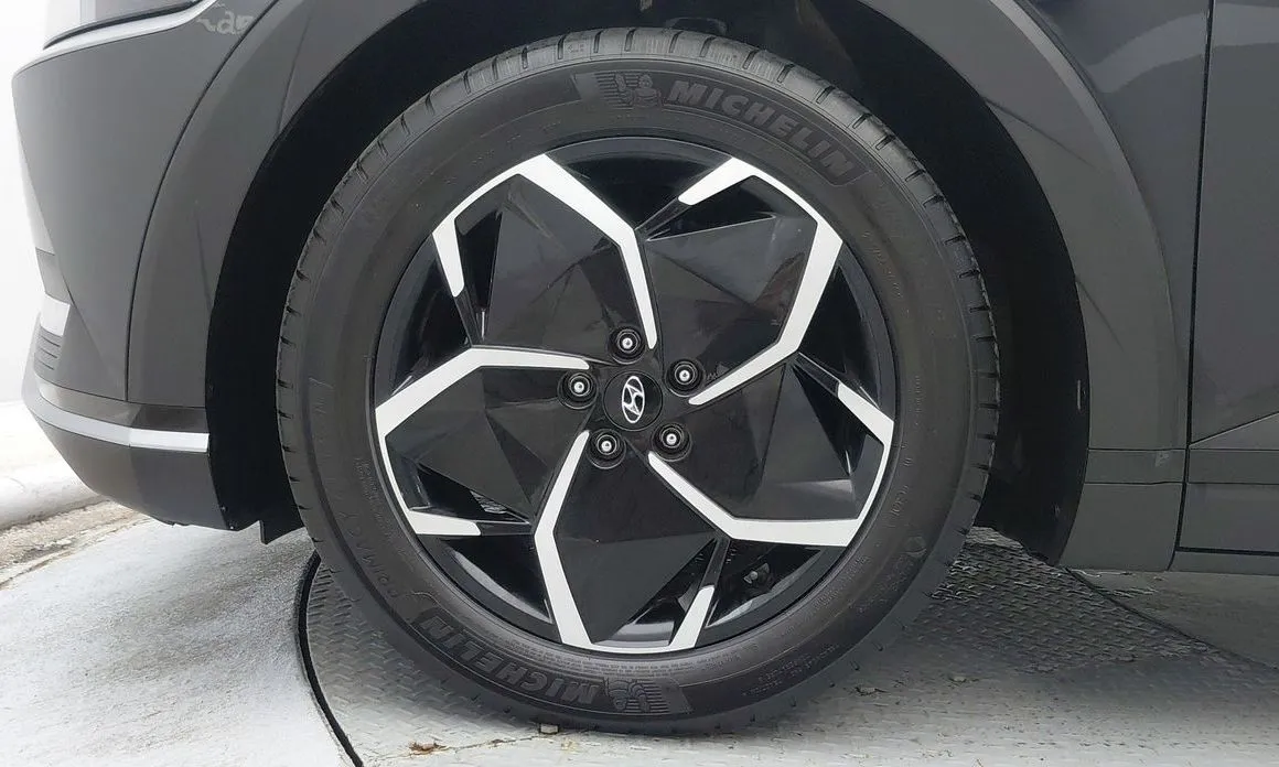 Hyundai Ioniq5 — фото 9