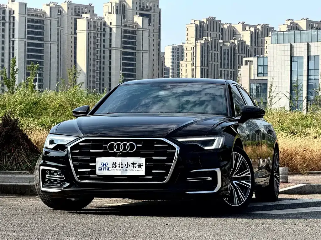 Audi A6L — фото 1