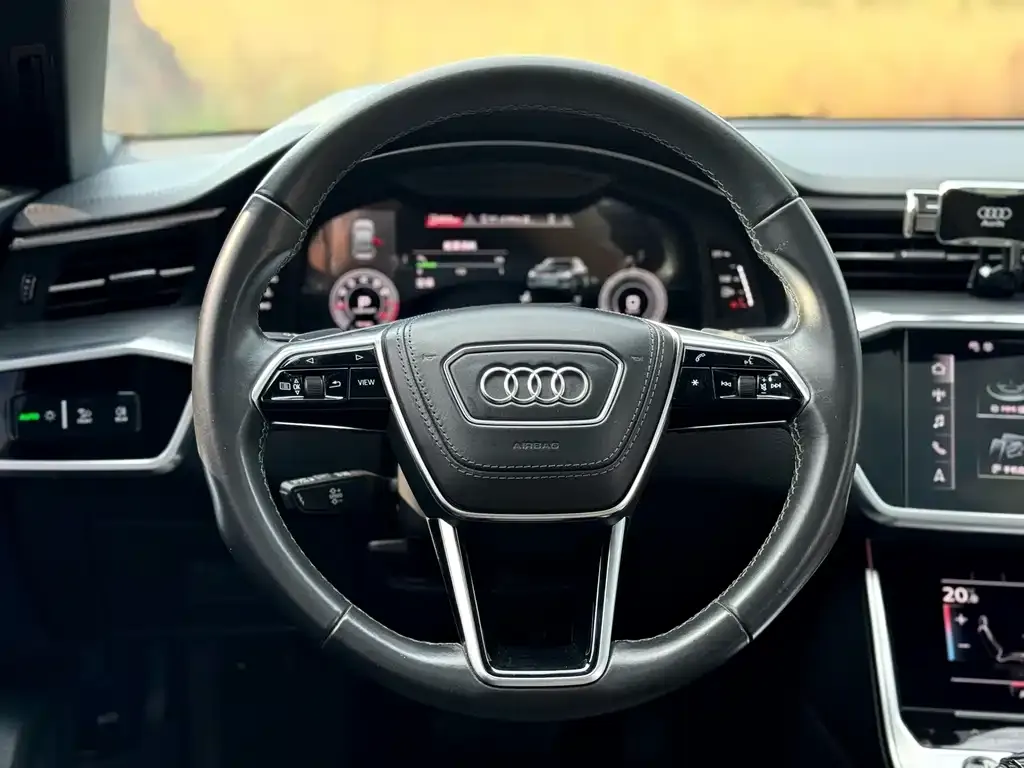 Audi A6L — фото 3