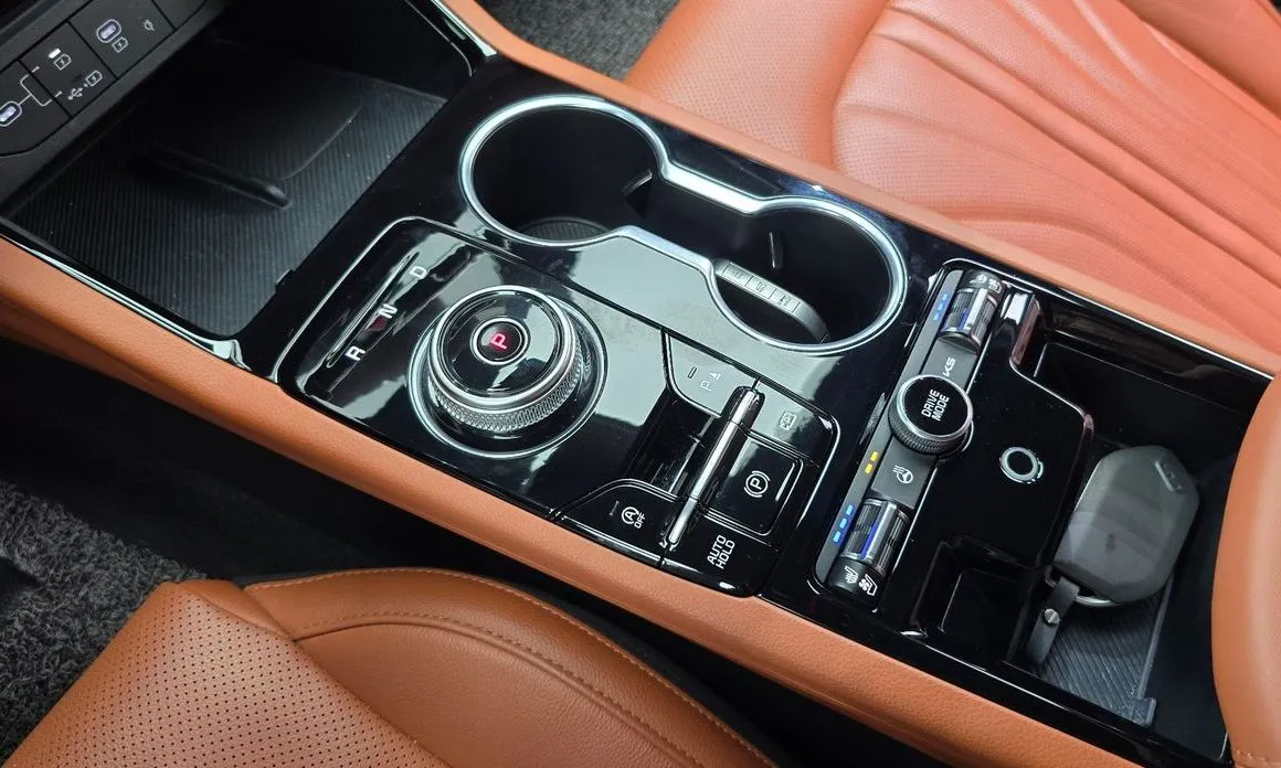 Kia K5 — фото 6