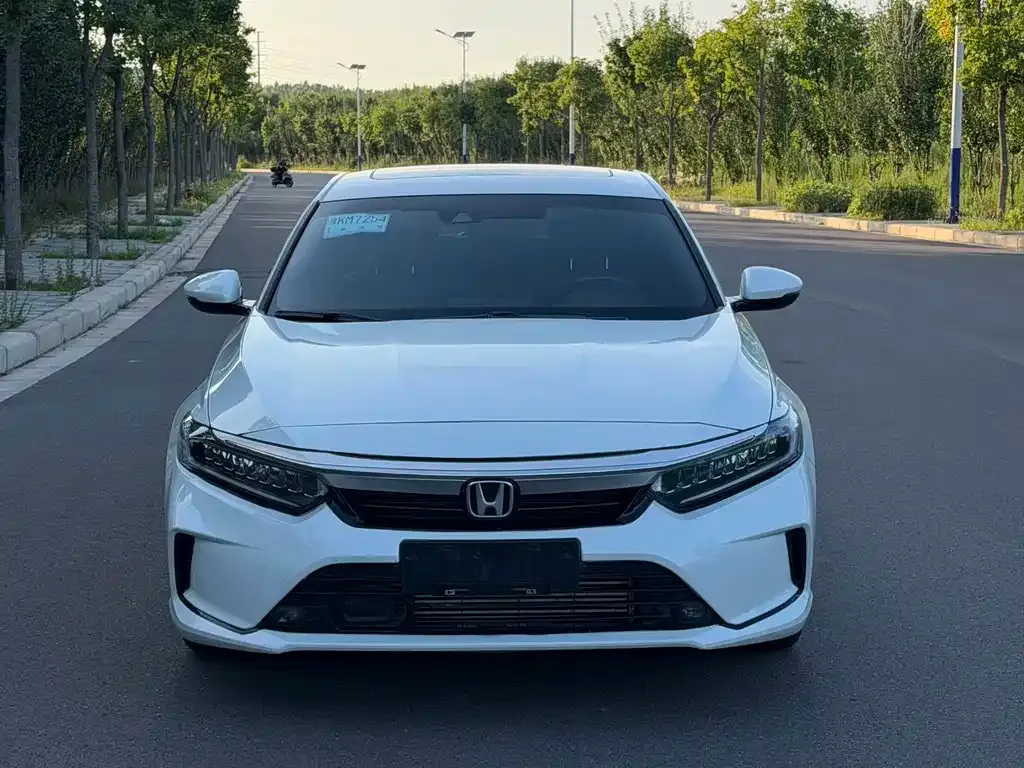 Honda Inspire — фото 1