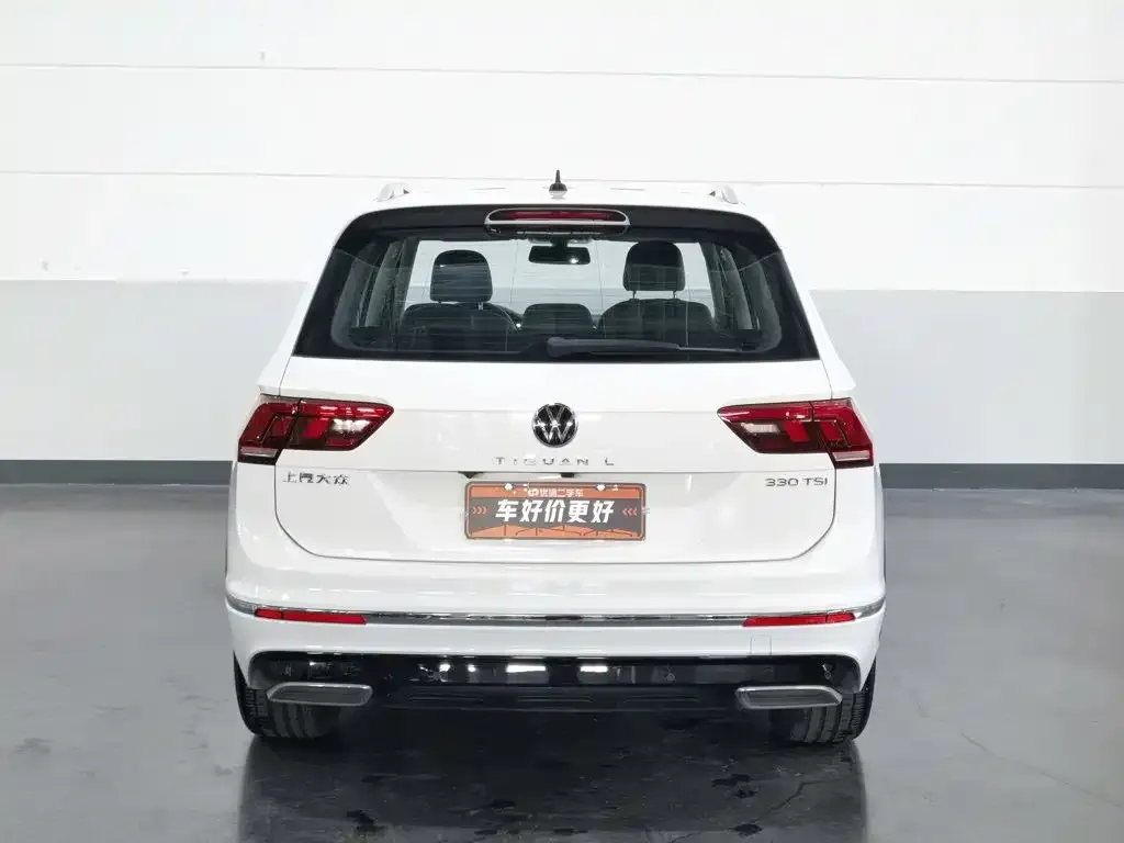 Volkswagen Tiguan L — фото 10
