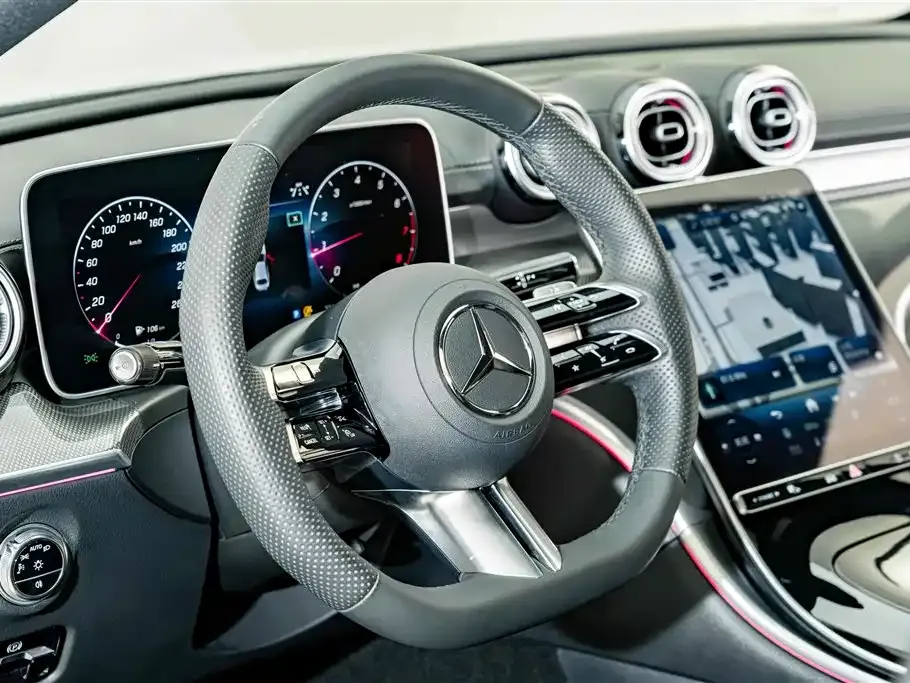 Mercedes-Benz C-Class — фото 10