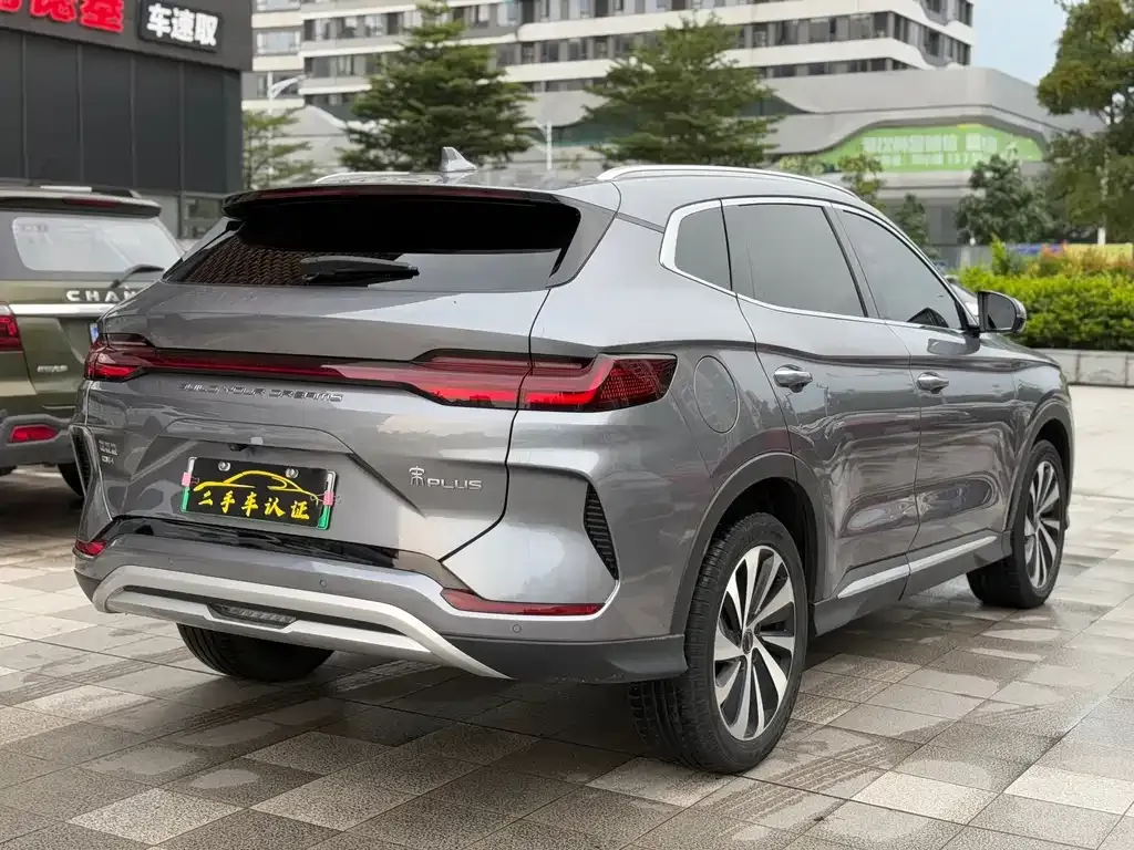 BYD PLUS New Energy — фото 4