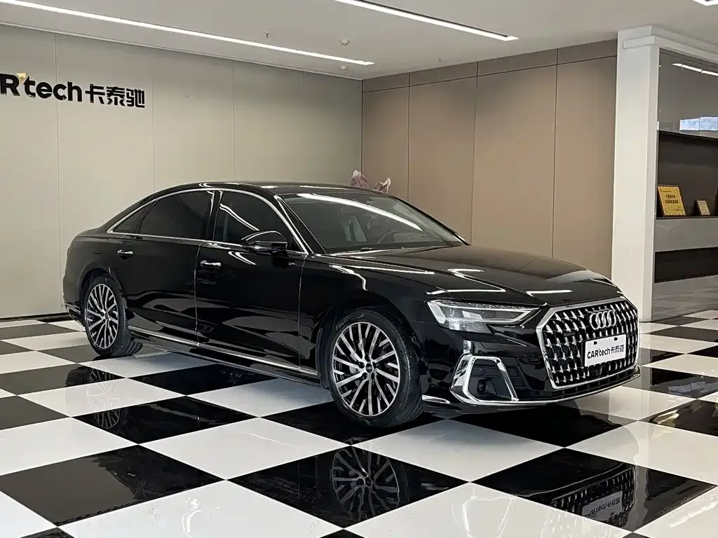 Audi A8 — фото 4