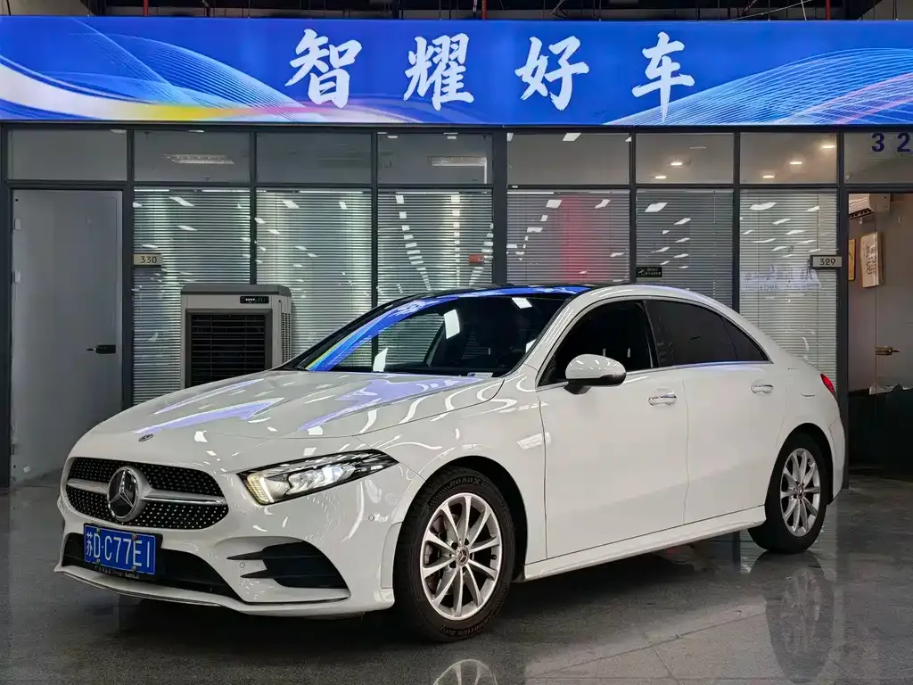 Mercedes-Benz A-Class — фото 1