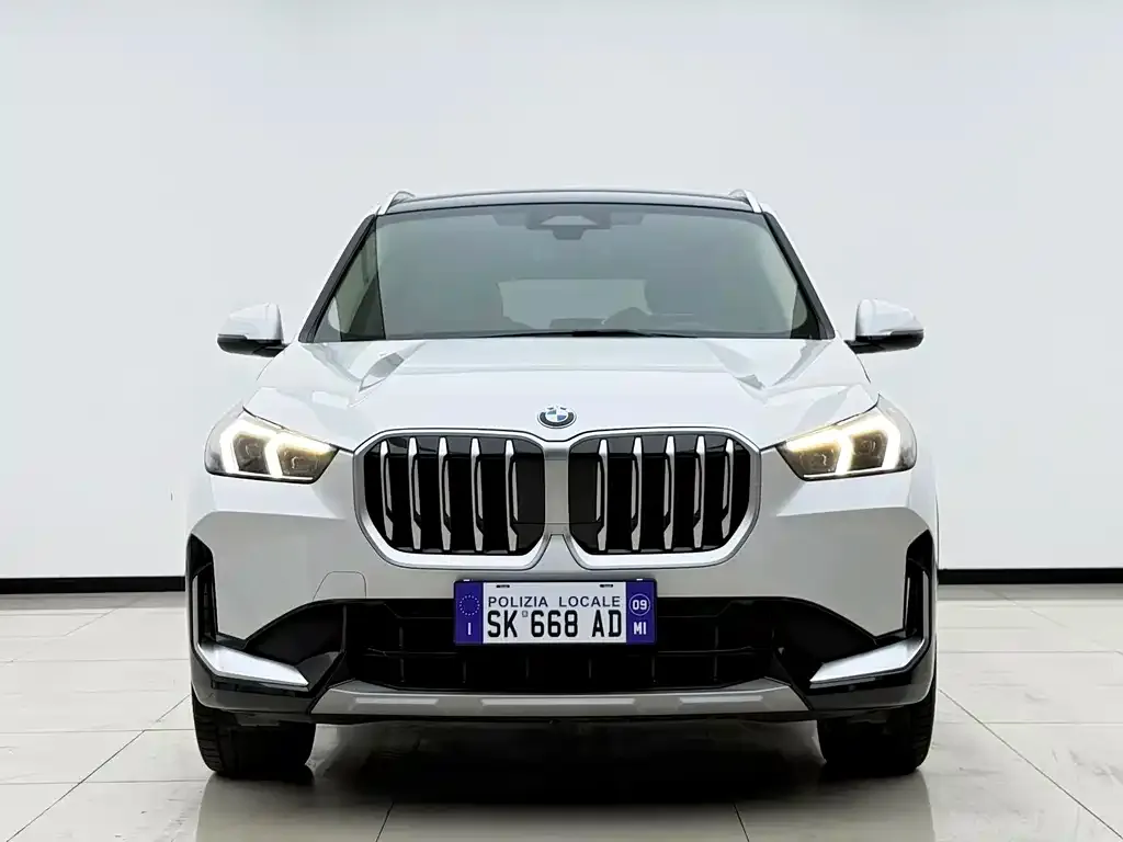 BMW X1 — фото 2