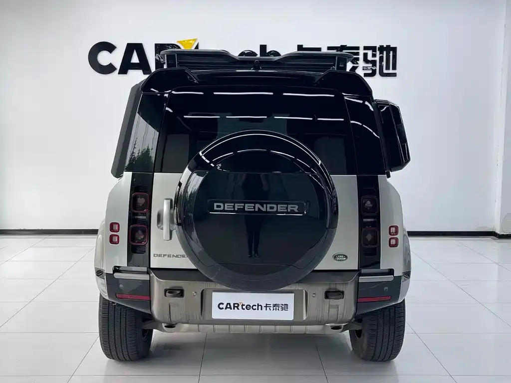 Land Rover Defender — фото 4