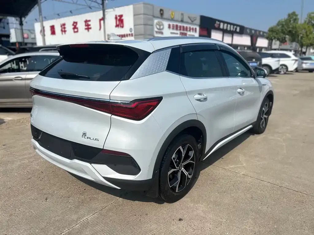 BYD Yuan Plus — фото 10