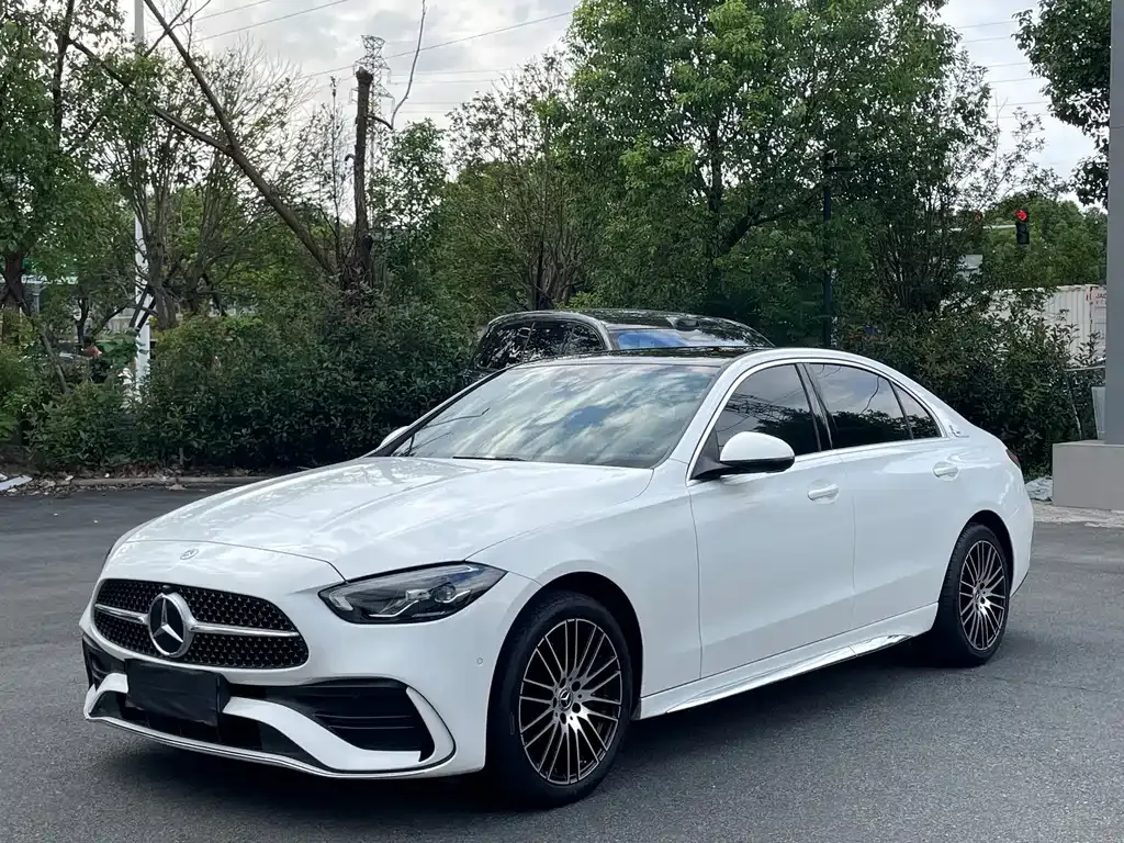 Mercedes-Benz C-Class — фото 1
