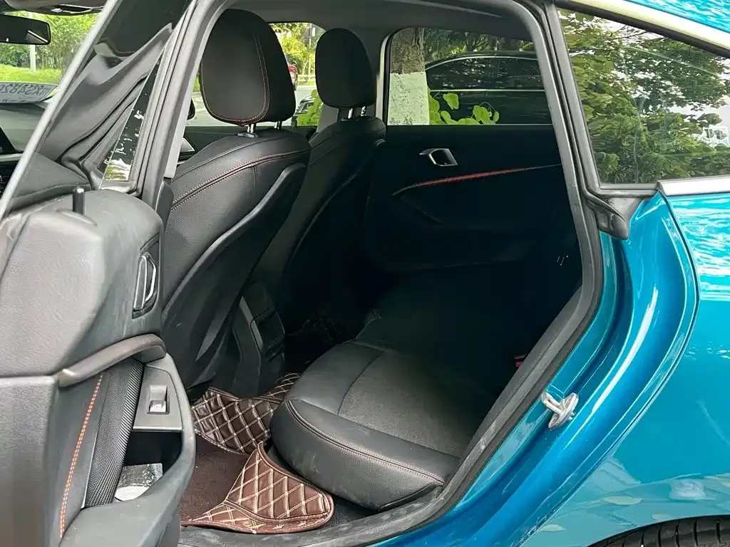 BMW 2 Series (Import) — фото 6