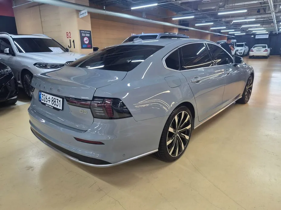 Volvo S90 — фото 10