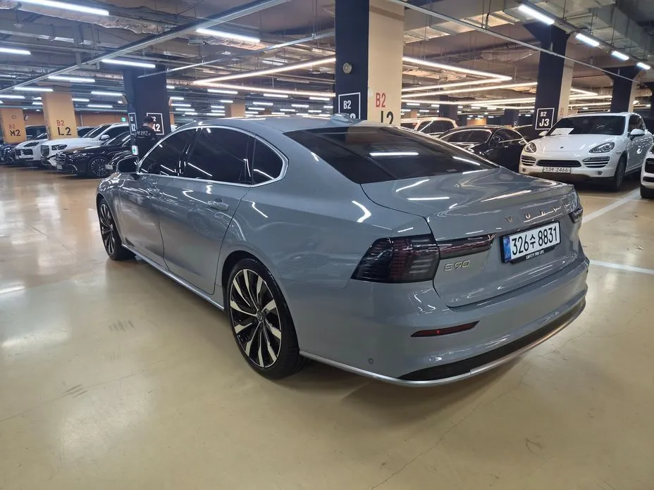 Volvo S90 — фото 8