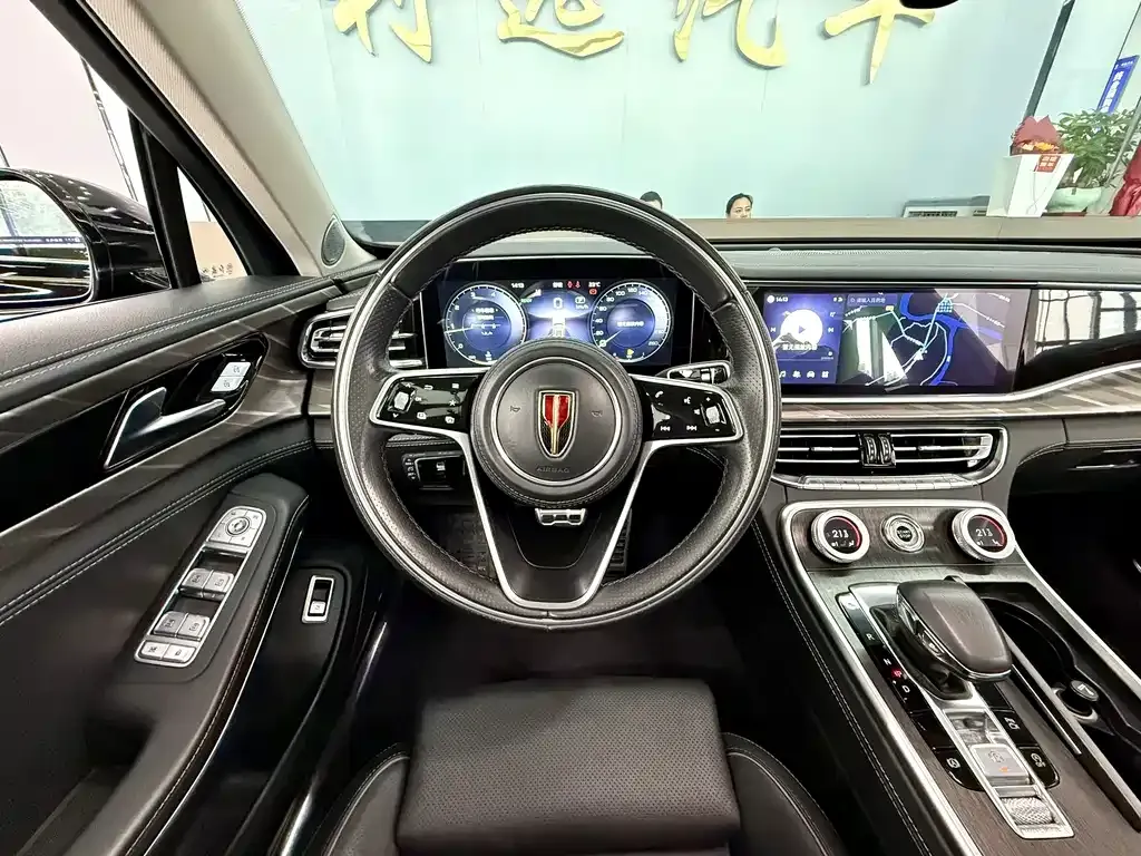 Hongqi H9 — фото 4