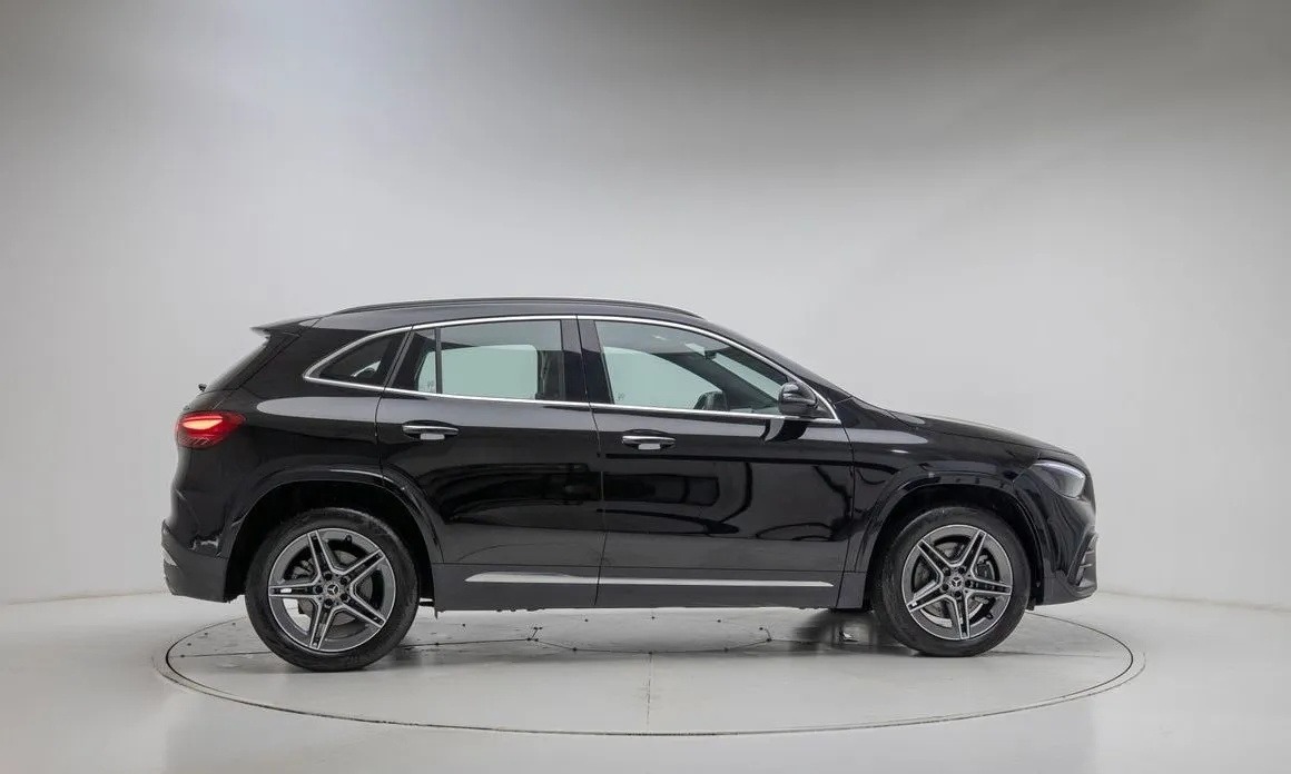 Mercedes-Benz GLA-Class — фото 8
