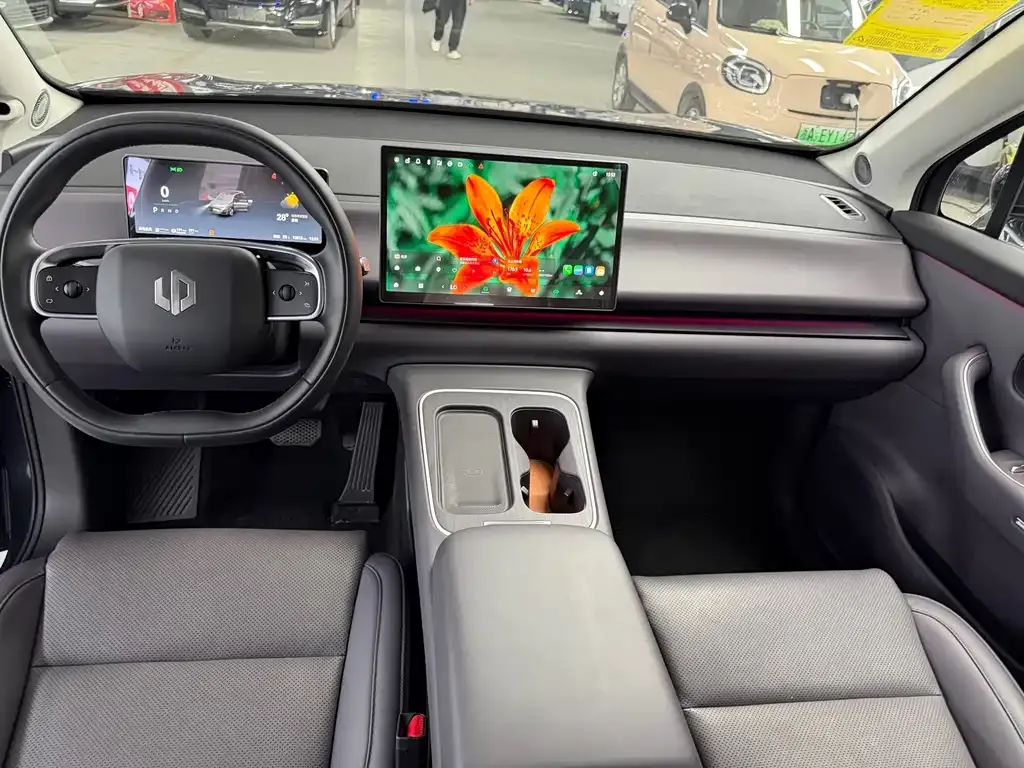 Leapmotor C10 — фото 4
