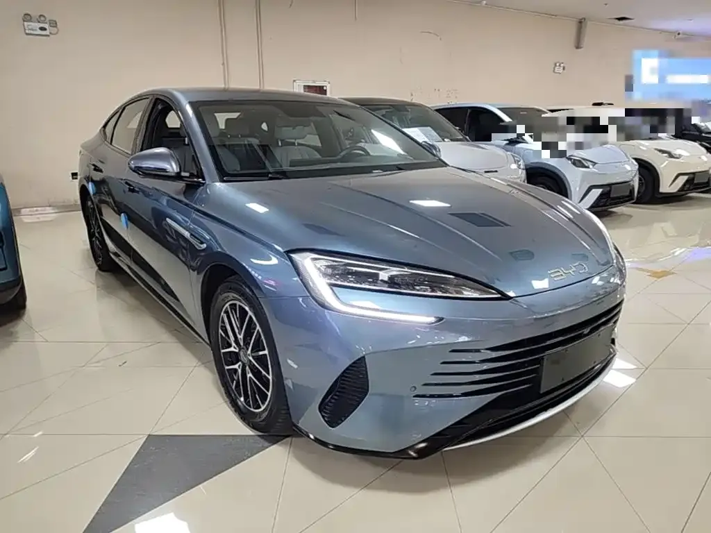 BYD Seal — фото 6