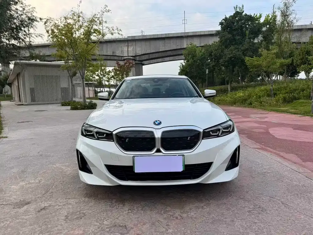 BMW i3 — фото 9