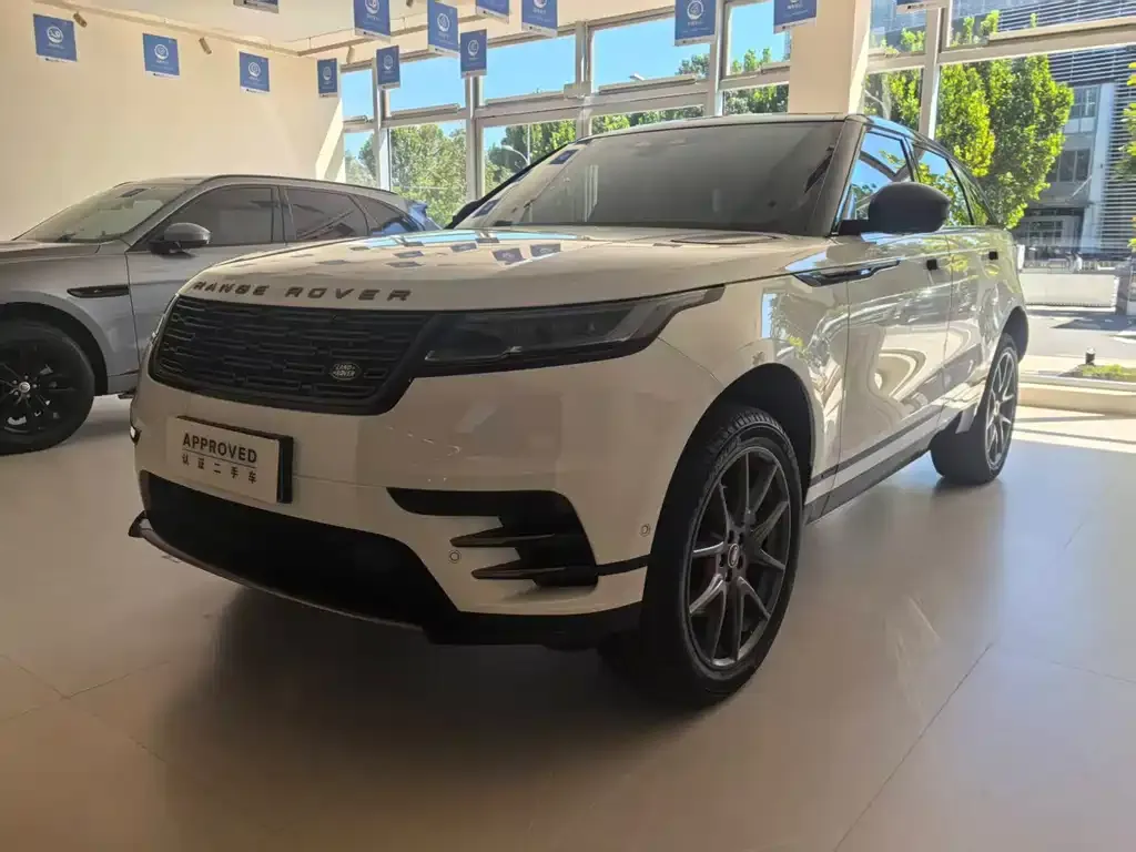Land Rover Velar — фото 1