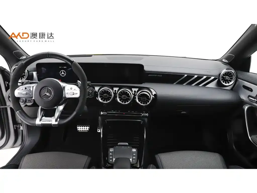 Mercedes-Benz CLA AMG — фото 7