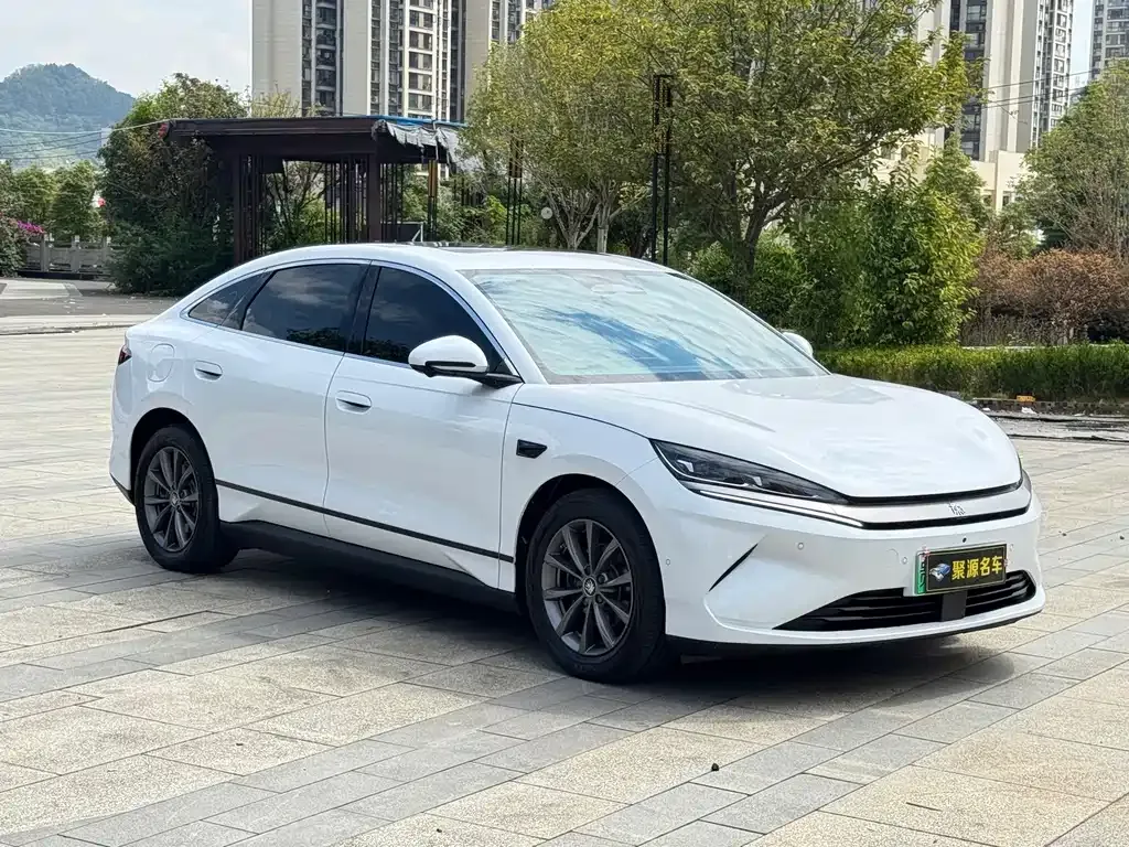 BYD Qin L — фото 7