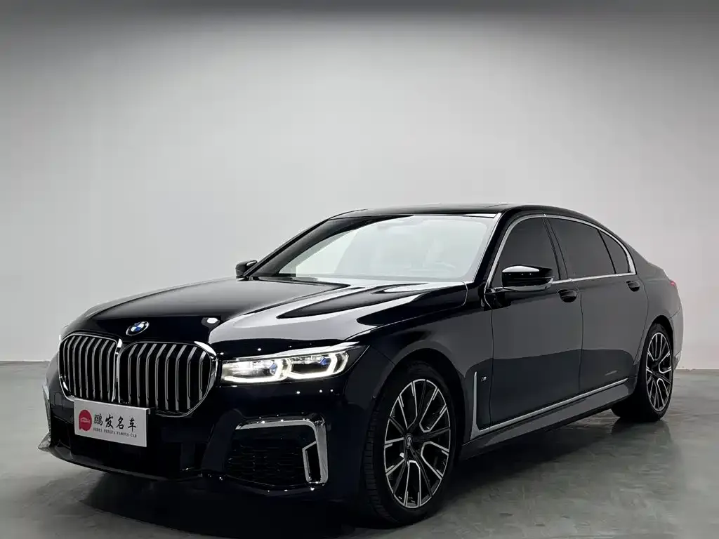 BMW 7 Series — фото 1