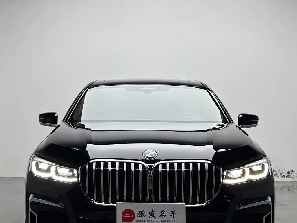BMW 7 Series — фото 2